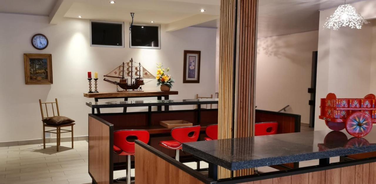 Lop Inn San Jose Aeropuerto - Costa Rica Ciudad Cariari 外观 照片